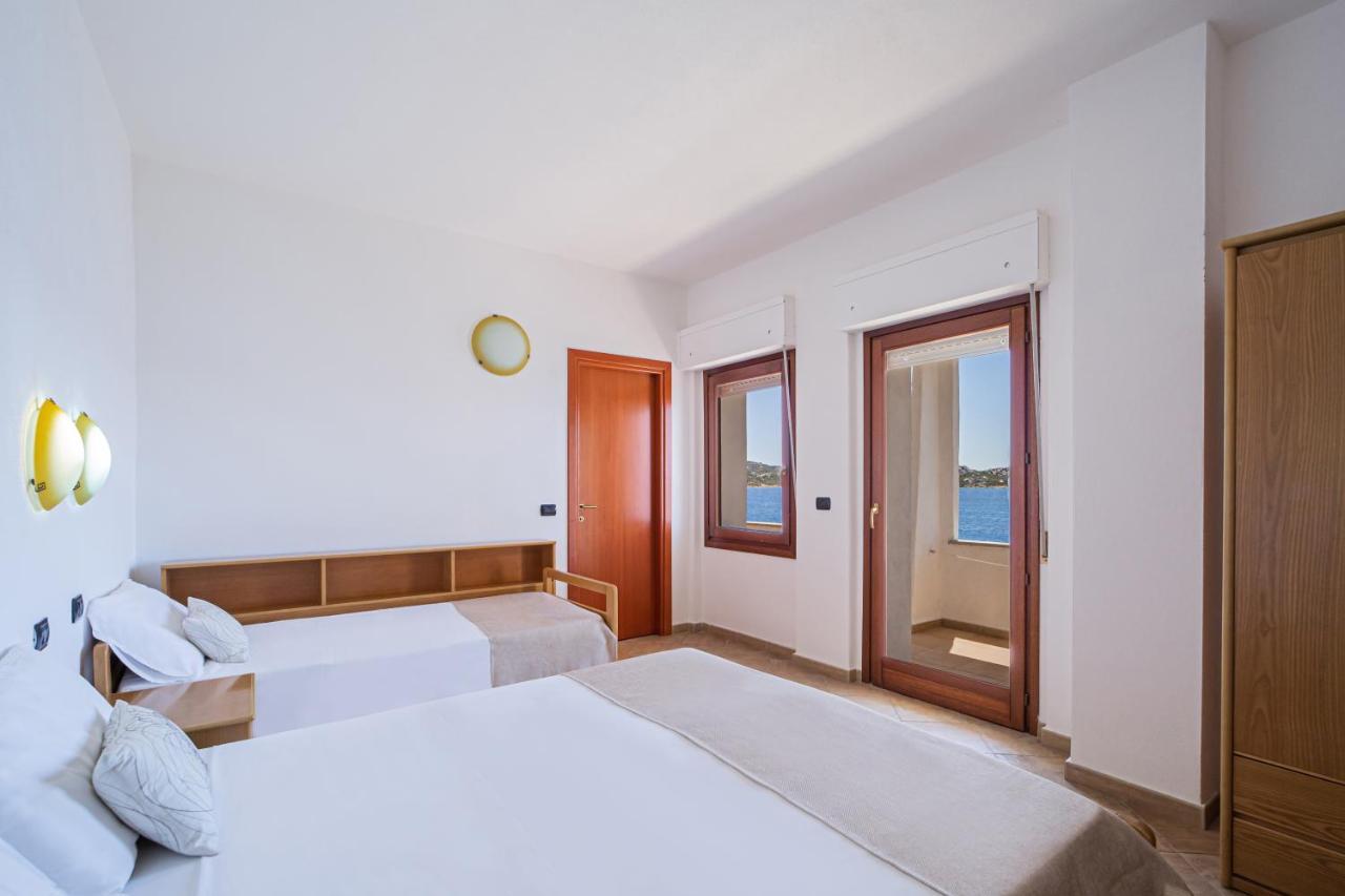 Il Gabbiano Hotel La Maddalena  Buitenkant foto